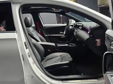 2024 Mercedes-Benz A-Класс с пробегом 5 575 км