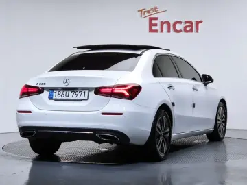 2022 Mercedes-Benz A-Класс с пробегом 50 736 км