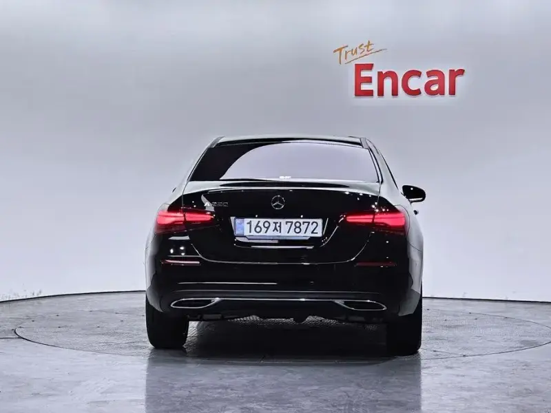 2025 Mercedes-Benz A-Класс с пробегом 14 439 км