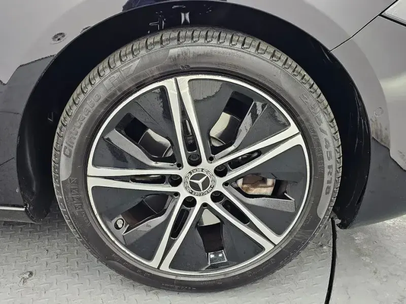 2025 Mercedes-Benz A-Класс с пробегом 14 439 км