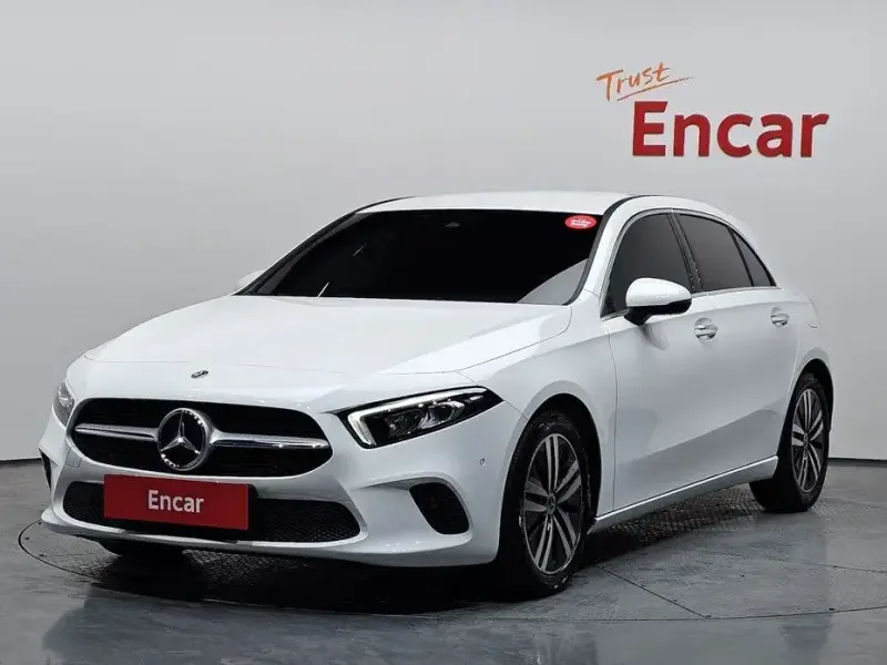 2022 Mercedes-Benz A-Класс с пробегом 19 677 км