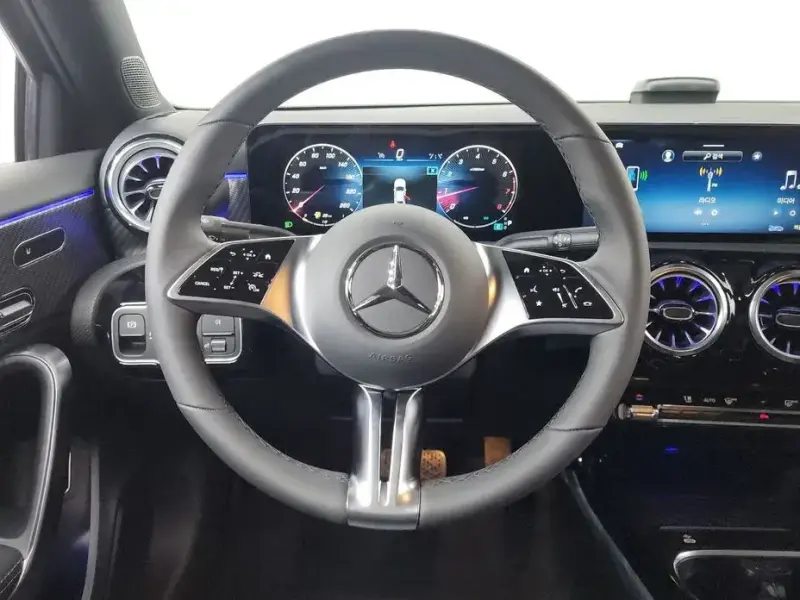 2025 Mercedes-Benz A-Класс с пробегом 22 км