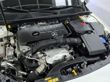 2022 Mercedes-Benz A-Класс с пробегом 10 555 км