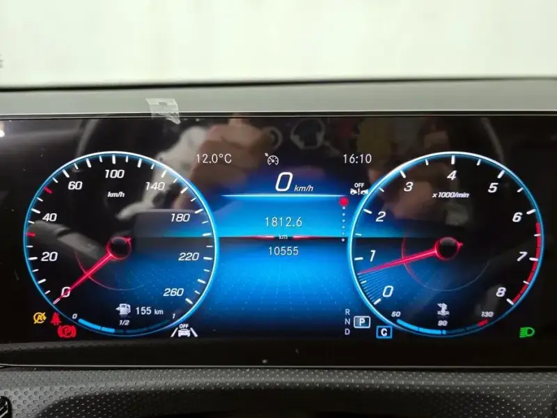 2022 Mercedes-Benz A-Класс с пробегом 10 555 км