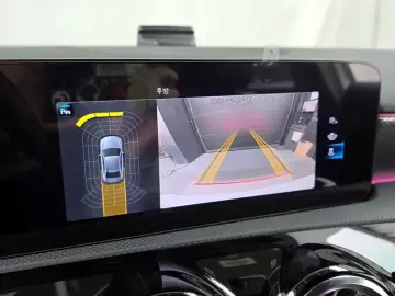 2022 Mercedes-Benz A-Класс с пробегом 10 555 км