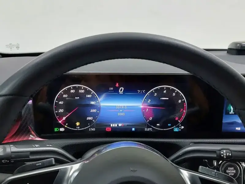 2025 Mercedes-Benz A-Класс с пробегом 3 080 км