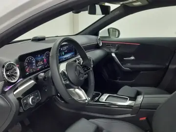 2025 Mercedes-Benz A-Класс с пробегом 3 080 км
