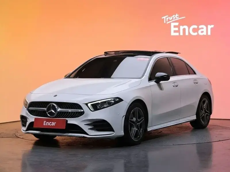 2022 Mercedes-Benz A-Класс с пробегом 52 266 км
