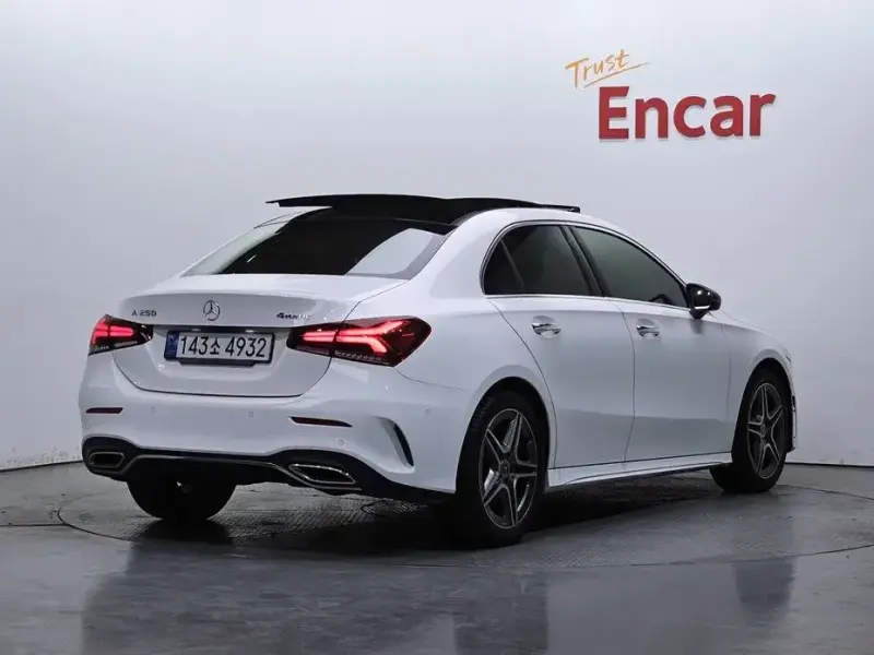 2022 Mercedes-Benz A-Класс с пробегом 52 266 км