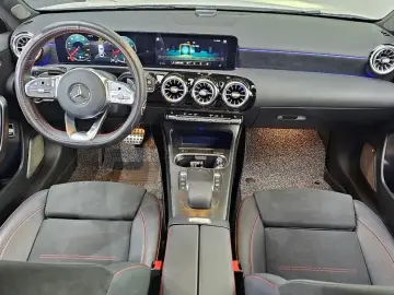 2022 Mercedes-Benz A-Класс с пробегом 52 266 км