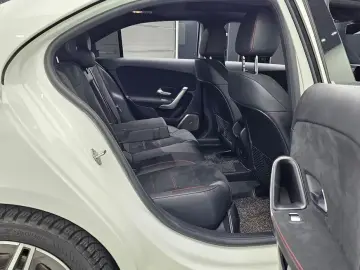 2022 Mercedes-Benz A-Класс с пробегом 52 266 км