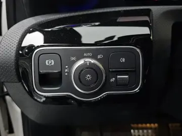 2022 Mercedes-Benz A-Класс с пробегом 52 266 км