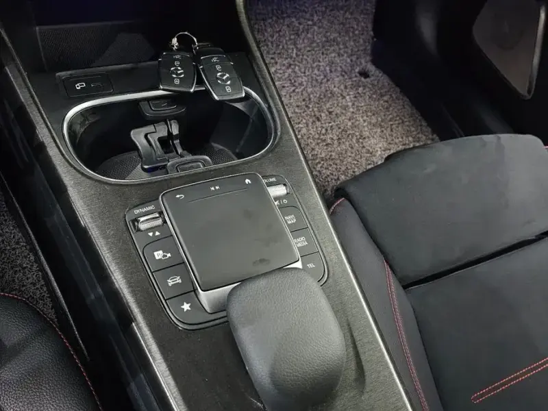 2022 Mercedes-Benz A-Класс с пробегом 52 266 км