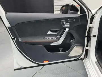 2022 Mercedes-Benz A-Класс с пробегом 52 266 км