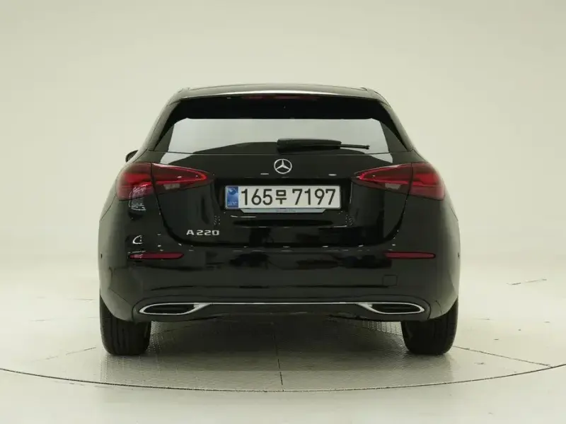 2024 Mercedes-Benz A-Класс с пробегом 915 км