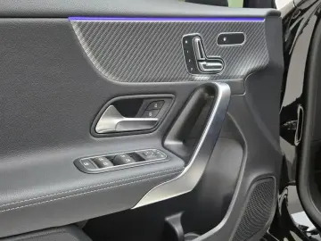 2024 Mercedes-Benz A-Класс с пробегом 915 км