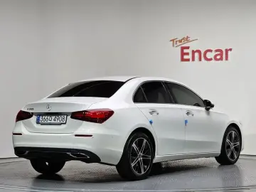 2024 Mercedes-Benz A-Класс с пробегом 11 351 км