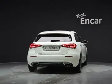 2022 Mercedes-Benz A-Класс с пробегом 14 910 км