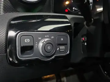 2022 Mercedes-Benz A-Класс с пробегом 14 910 км