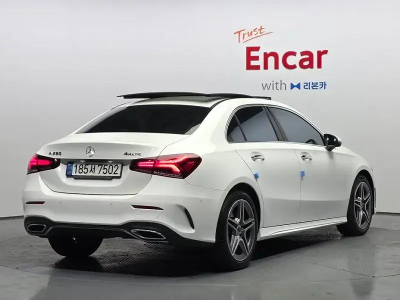 2022 Mercedes-Benz A-Класс с пробегом 31 678 км