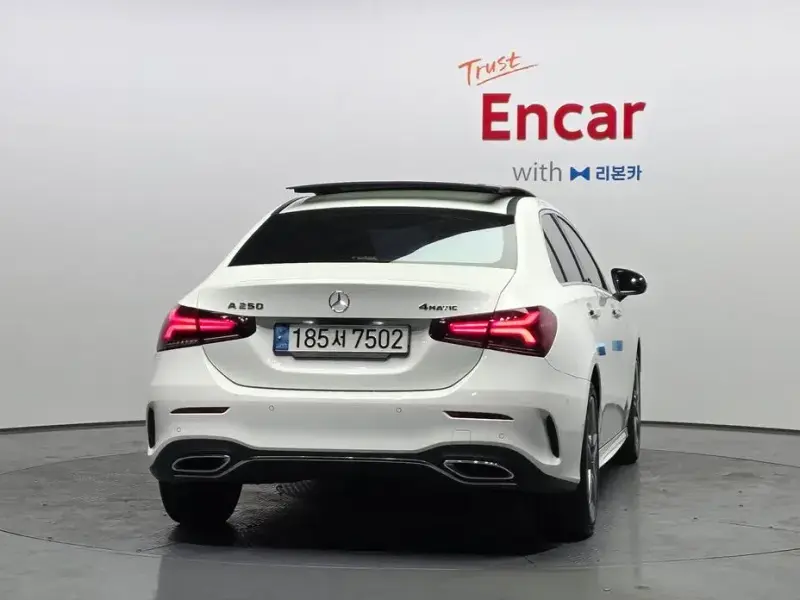 2022 Mercedes-Benz A-Класс с пробегом 31 678 км