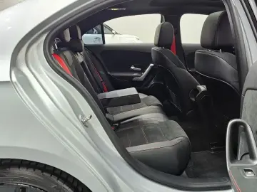 2023 Mercedes-Benz A-Класс с пробегом 38 502 км