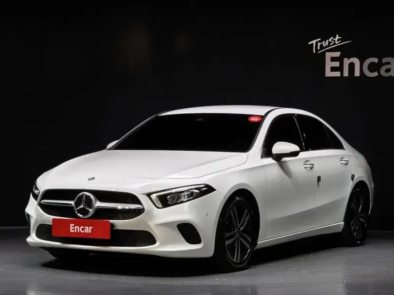 2022 Mercedes-Benz A-Класс с пробегом 35 746 км