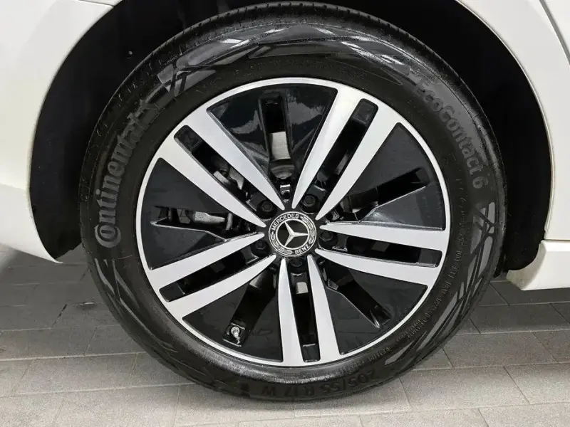2022 Mercedes-Benz A-Класс с пробегом 35 746 км