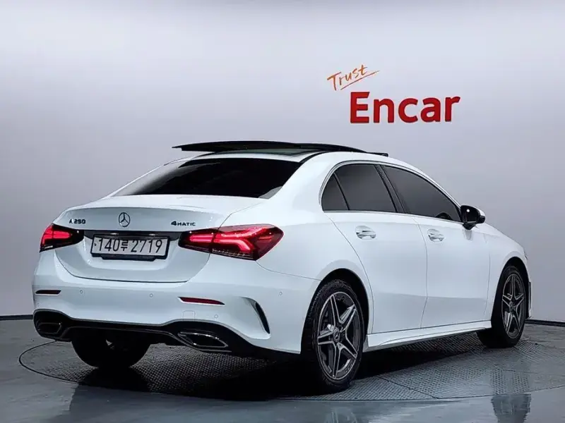 2023 Mercedes-Benz A-Класс с пробегом 23 424 км