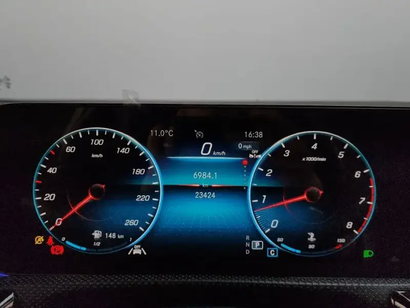 2023 Mercedes-Benz A-Класс с пробегом 23 424 км