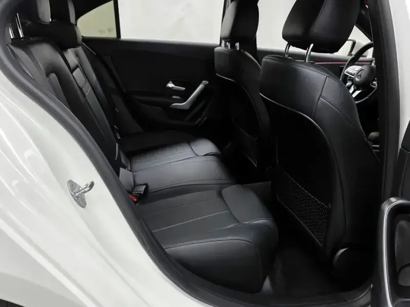 2022 Mercedes-Benz A-Класс с пробегом 35 746 км