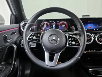 2022 Mercedes-Benz A-Класс с пробегом 35 746 км