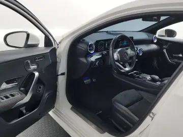 2023 Mercedes-Benz A-Класс с пробегом 23 424 км