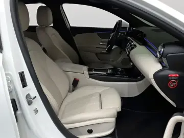 2023 Mercedes-Benz A-Класс с пробегом 22 469 км
