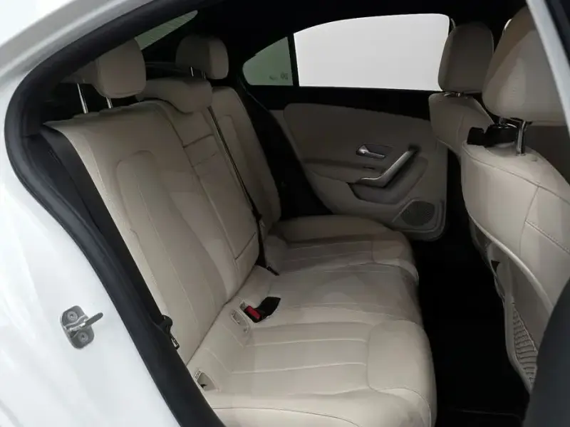 2023 Mercedes-Benz A-Класс с пробегом 22 469 км