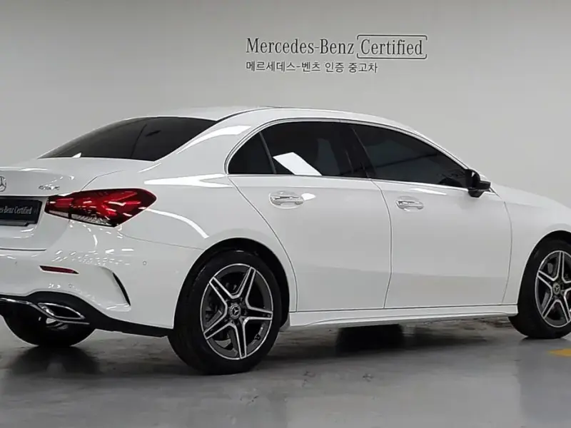 2023 Mercedes-Benz A-Класс с пробегом 18 636 км
