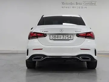 2023 Mercedes-Benz A-Класс с пробегом 18 636 км