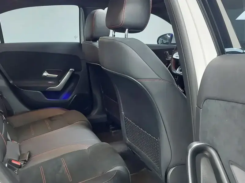 2023 Mercedes-Benz A-Класс с пробегом 18 636 км