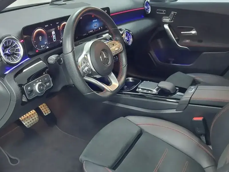 2023 Mercedes-Benz A-Класс с пробегом 18 636 км