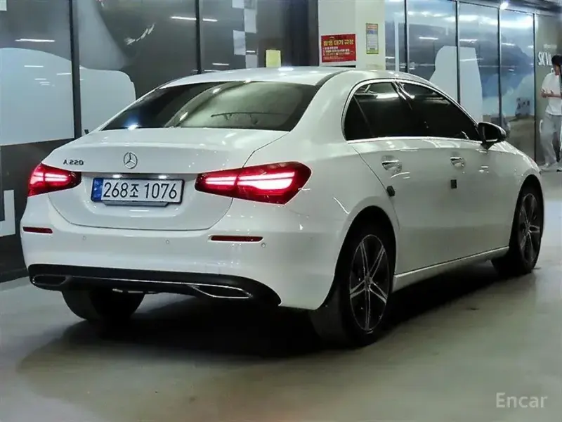 2025 Mercedes-Benz A-Класс с пробегом 10 086 км