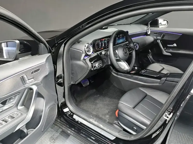 2025 Mercedes-Benz A-Класс с пробегом 13 км