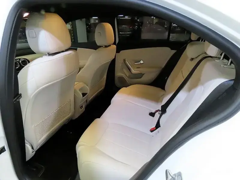 2025 Mercedes-Benz A-Класс с пробегом 10 086 км