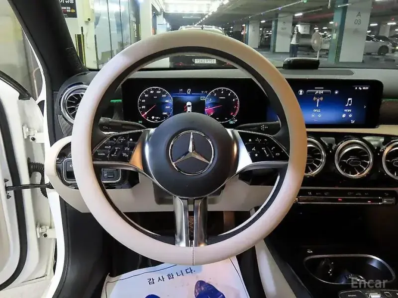 2025 Mercedes-Benz A-Класс с пробегом 10 086 км