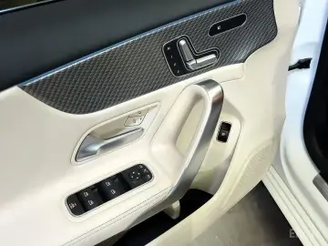 2025 Mercedes-Benz A-Класс с пробегом 10 086 км