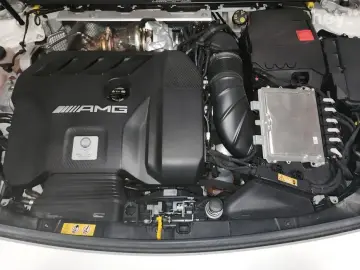 2023 Mercedes-Benz A-Класс с пробегом 23 595 км