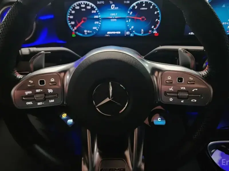 2023 Mercedes-Benz A-Класс с пробегом 23 595 км