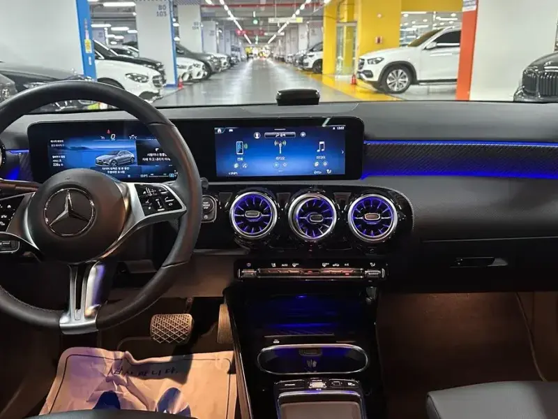 2025 Mercedes-Benz A-Класс с пробегом 5 349 км