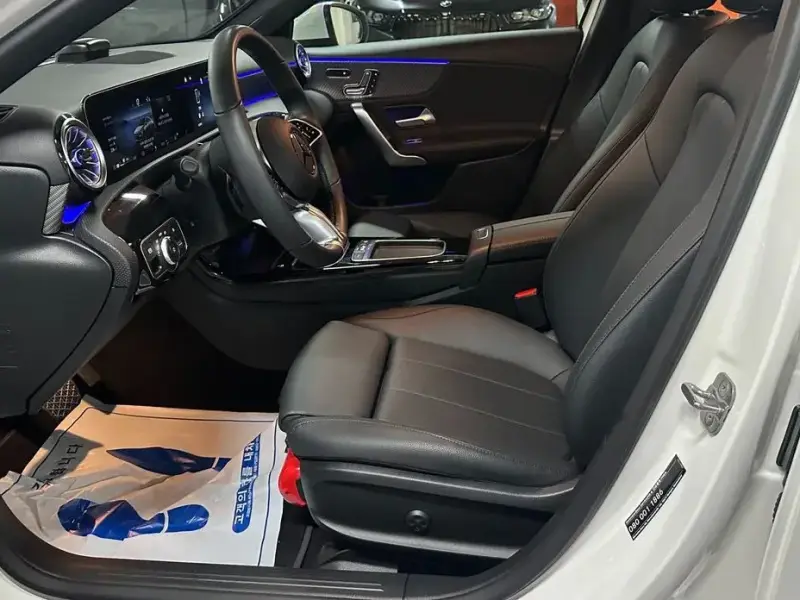 2025 Mercedes-Benz A-Класс с пробегом 5 349 км