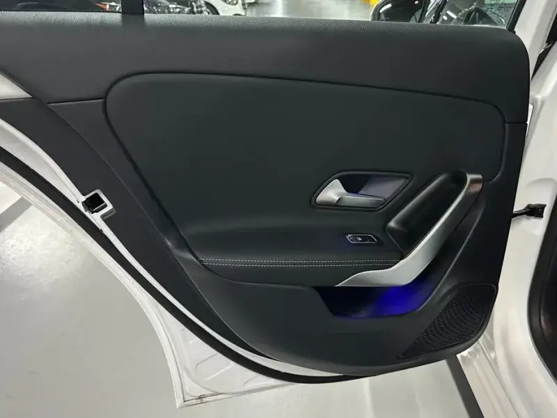 2025 Mercedes-Benz A-Класс с пробегом 5 349 км