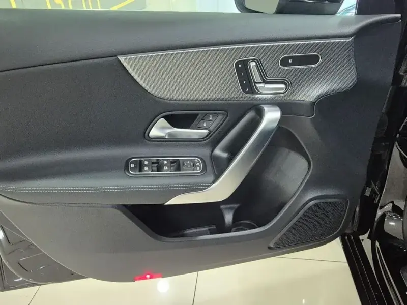 2024 Mercedes-Benz A-Класс с пробегом 695 км